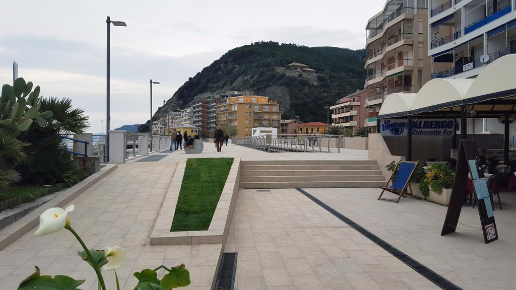 Hotel La Lampara Deiva Marina