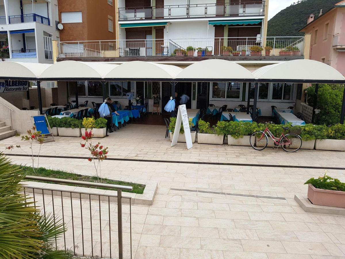 La Lampara Hotel *